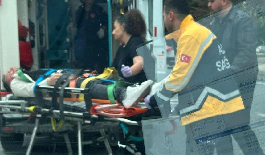 Erzincan’da otomobil ile motosiklet çarpıştı