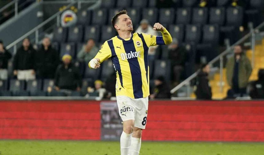 Fenerbahçe, Mert Hakan Yandaş’ın ameliyat olduğunu açıkladı
