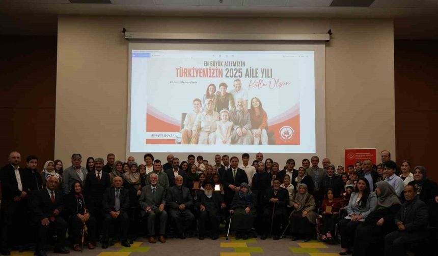 Her aile ayrı bir hikaye: 24 örnek aileye şilt takdim edildi