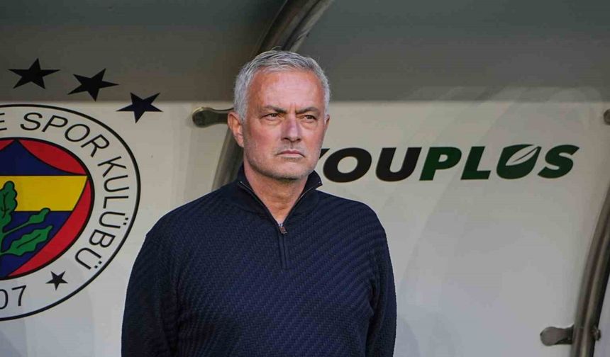 Jose Mourinho da Jorge Jesus gibi şampiyonluğu derbilerde kaybetti