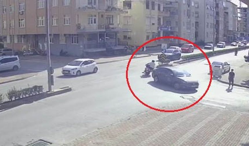 Kaza yapan motosikletliyi kaskı kurtardı