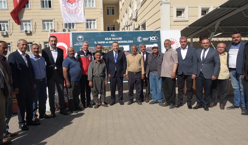 Kilis’te tarıma ve istihdama katkı sağlayacak ekipmanlar çiftçilere teslim edildi