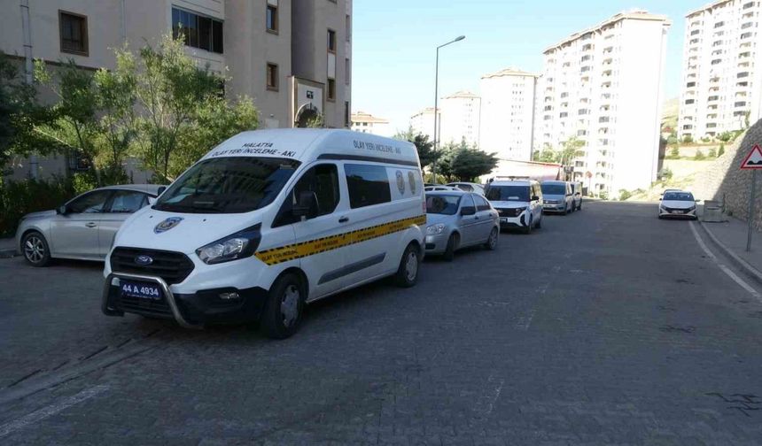 Malatya’da yaşlı adam evinde başından vurulmuş halde bulundu