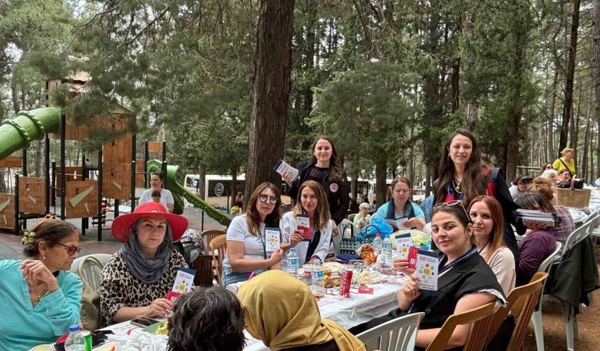 Menteşe’deki piknik etkinliğinde vatandaşlar bilgilendirildi