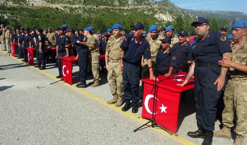 Muğla’da 64 engelli birey yemin ederek bir günlüğüne asker oldu