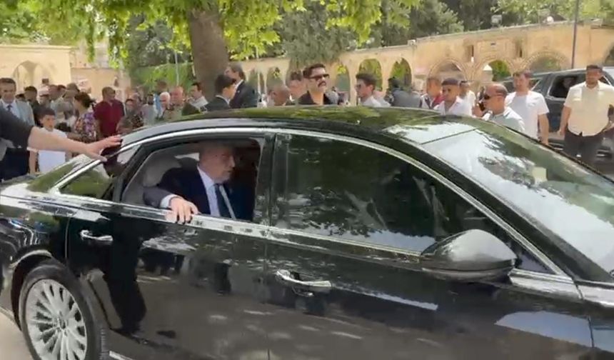 Müsavat Dervişoğlu’ndan tepki çeken hareket