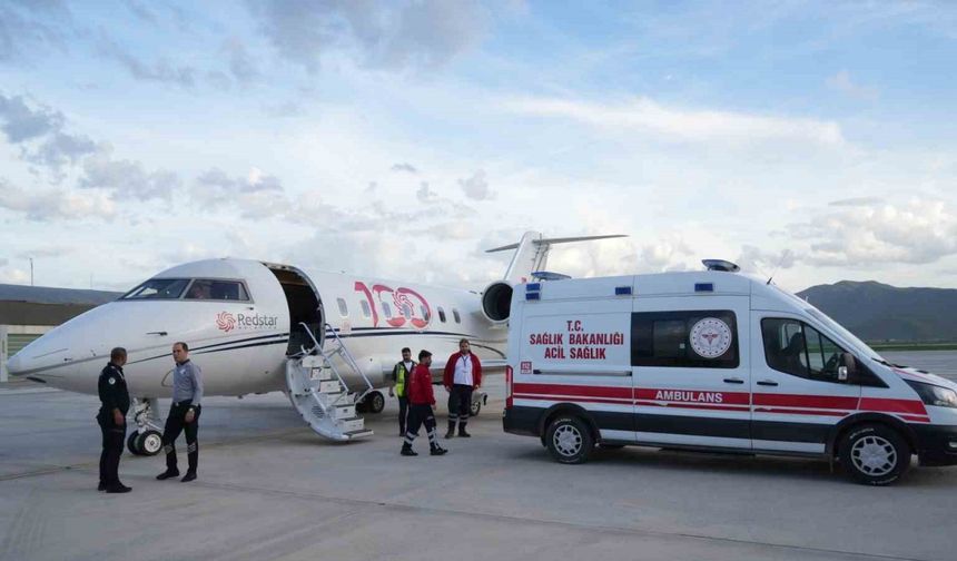 Muş’ta uçak ambulans 7 aylık bebek için havalandı