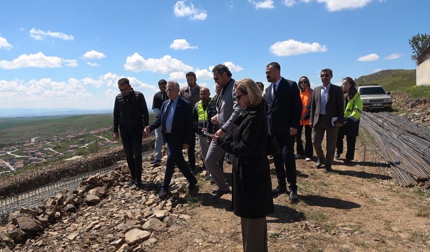 Nohutlu Tepe’de bungalov otelin temeli atıldı