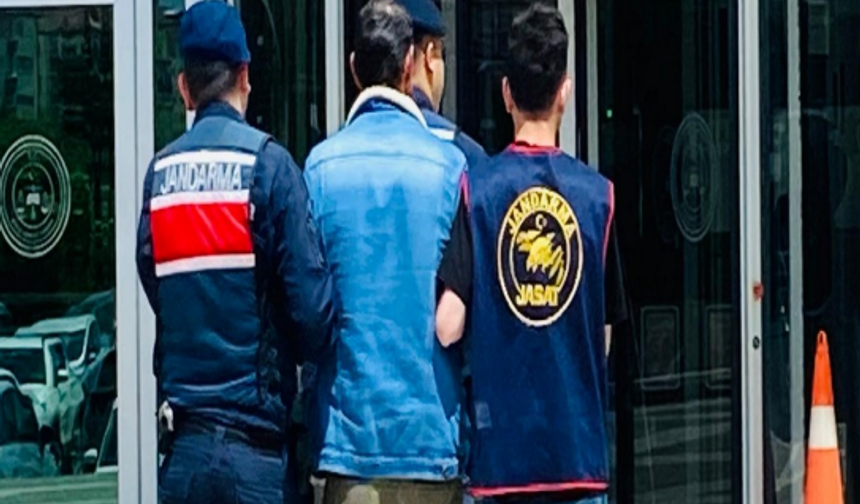 Ormanlık alanda saklanan cinsel istismar suçlusu JASAT tarafından yakalandı