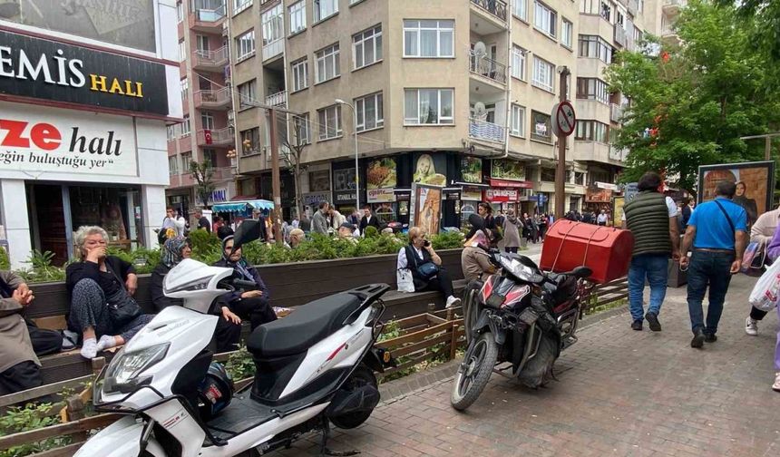 Park yasağına rağmen motosiklet işgali