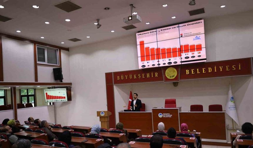 Sakarya Büyükşehir çalışanlarına iş sağlığı ve güvenliği eğitimi