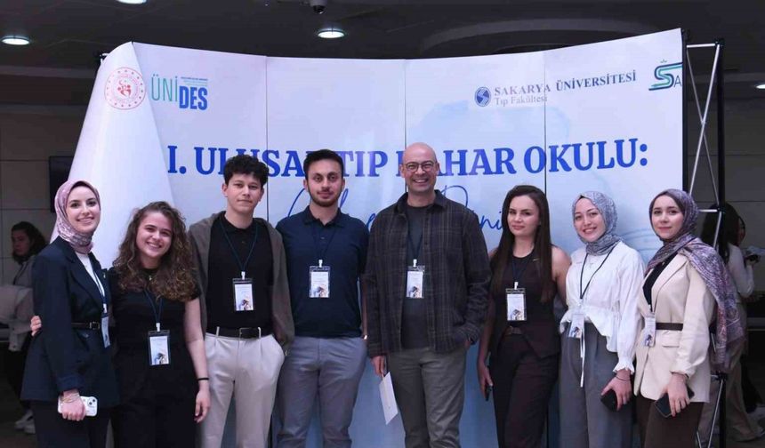 Sakarya Üniversitesi’nde 1. Ulusal Tıp Bahar Okulu gerçekleştirildi