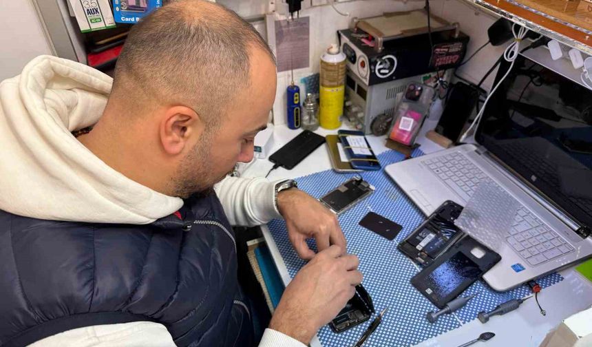 Sıfır telefon yerine tamir arttı