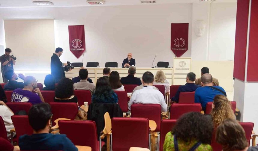 Sinema Genel Müdürü Birol Güven Eskişehir Uluslararası Film Festivali’nde öğrencilerle bir araya geldi