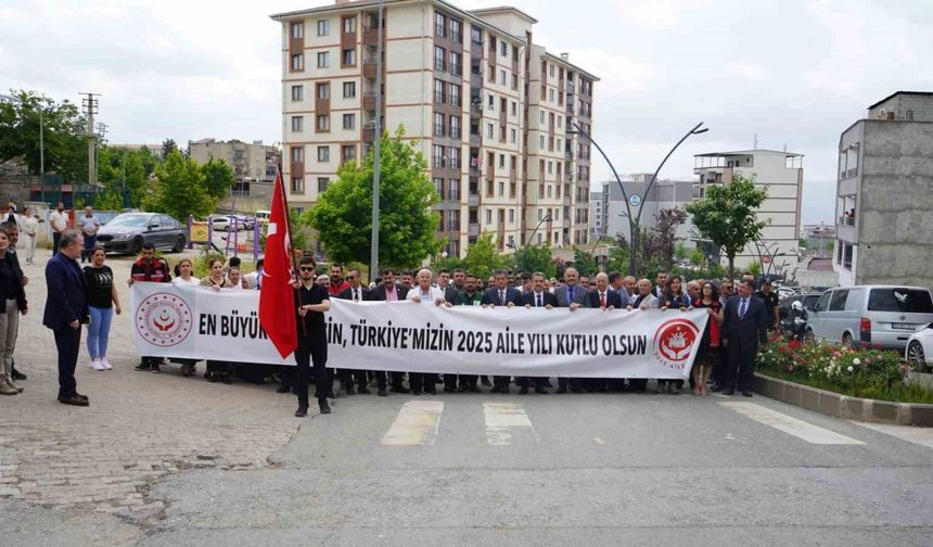 Şırnak’ta Aile Günü yürüyüşü düzenlendi