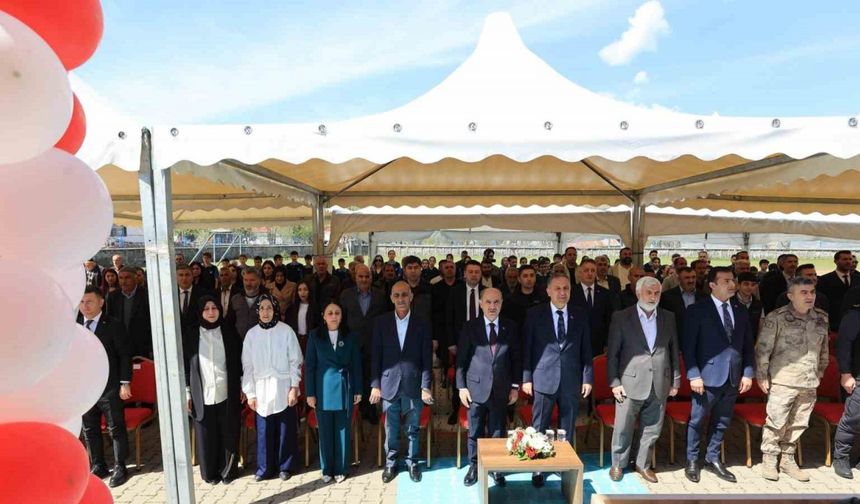 Şırnak’tan Bingöl’e kitap kardeşliği