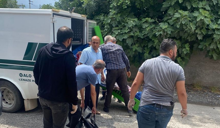 Tartıştığı annesini önce dövdü sonra boğarak öldürdü
