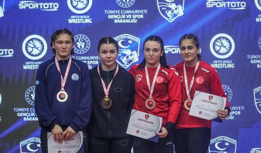 Taşoluk Belediyesi Spor Kulübü’nden uluslararası zafer