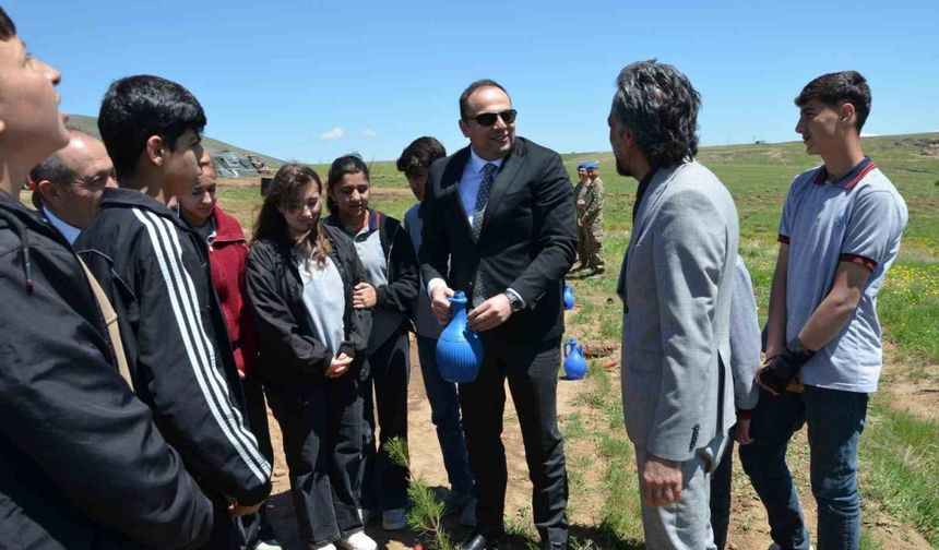Tatvan’da fidanlar toprakla buluştu