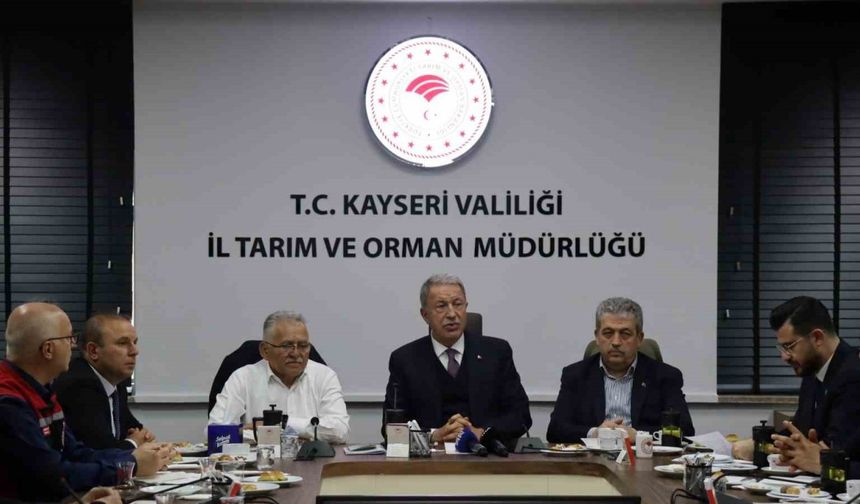 TBMM Milli Savunma Komisyonu Başkanı Akar: "En büyük savunma ve güvenlik konusu herkesin tok ve rahat içinde olması"
