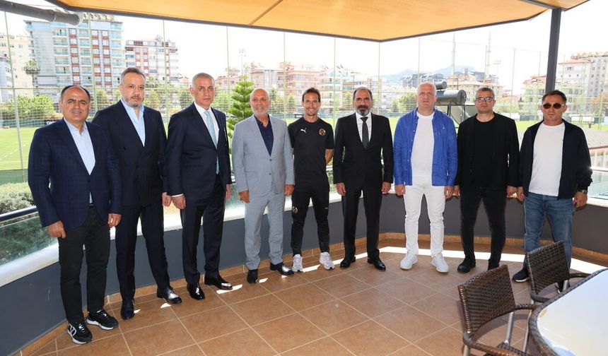 TFF Başkanı Hacıosmanoğlu’ndan Hasan Çavuşoğlu’na taziye ziyareti