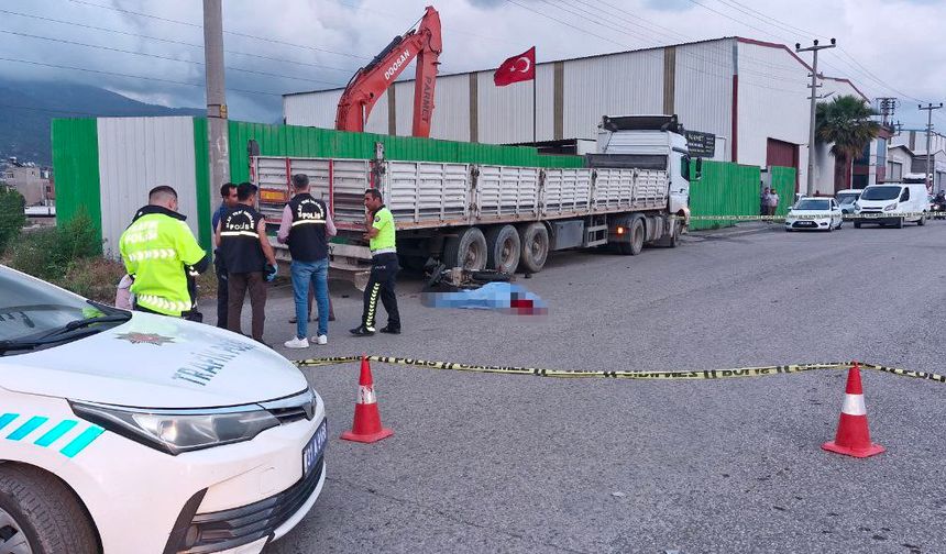 Tırla çarpışan motosikletin 16 yaşındaki sürücüsü hayatını kaybetti