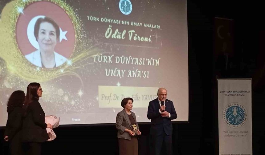 Türk Dünyası Umay Anaları ödül töreni gerçekleşti