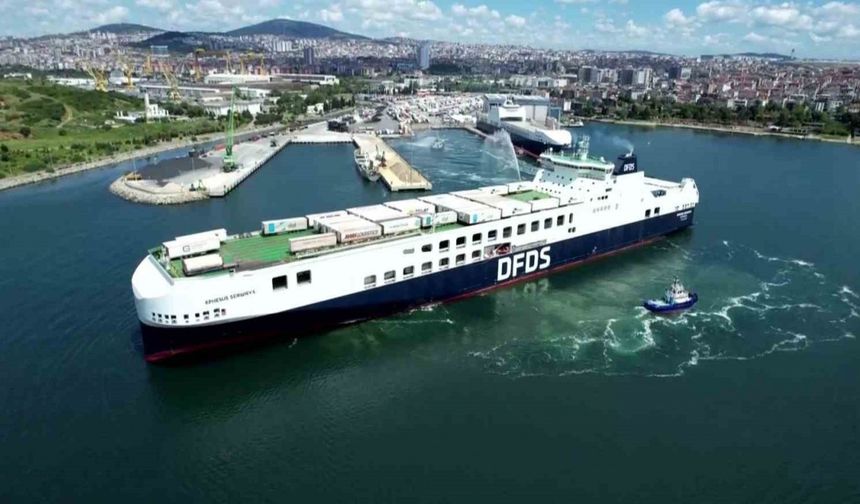 Türkiye ile İtalya arasında 10 bininci Ro-Ro seferi gerçekleştirildi