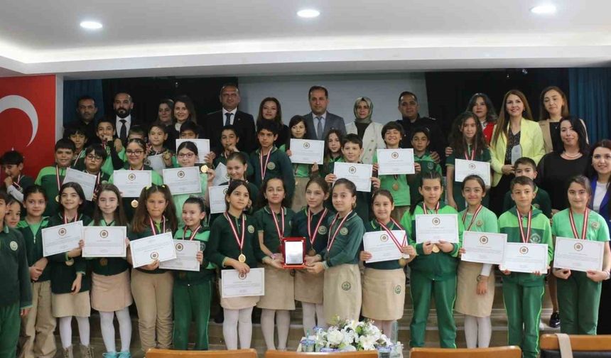 Tuzla’dan yola çıkan kitaplar Ağrı’da umuda dönüştü