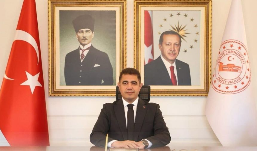 Vali Aslan "Dünyayı güzelleştiren en güçlü duygunun adıdır: Anne"