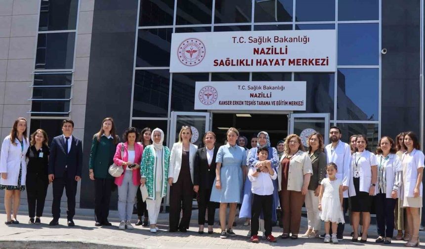 Vali Canbolat’ın eşi ve beraberindeki heyet Nazilli Sağlıklı Yaşam Hizmetleri’ni yerinde inceledi