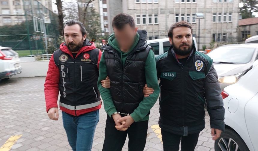 Valizdeki ısıtıcı ve monitörden çıkan uyuşturucuyla ilgili 2 kişiye ceza yağdı