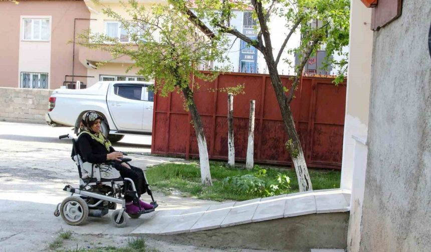 Van Büyükşehir Belediyesinden engelli vatandaşın hayatına sevgi dolu dokunuş