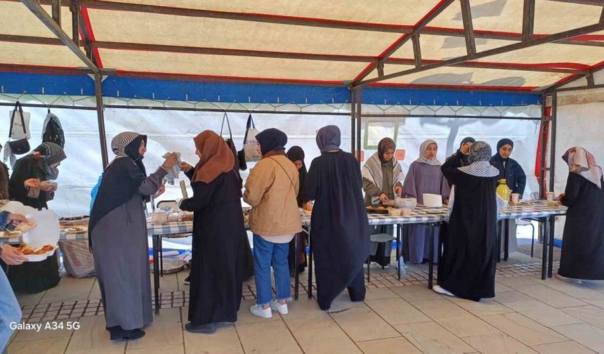 Van YYÜ’den Gazze yararına yardım kampanyası