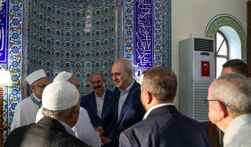 TBMM Başkanı Kurtulmuş, bayram namazını Çanakkale’de kıldı