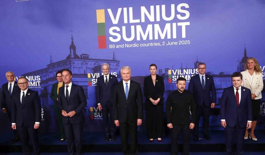 Ukrayna Devlet Başkanı Zelenskiy: "İstanbul’dan sonuç alınmazsa Rusya’ya yaptırım uygulanmalı"