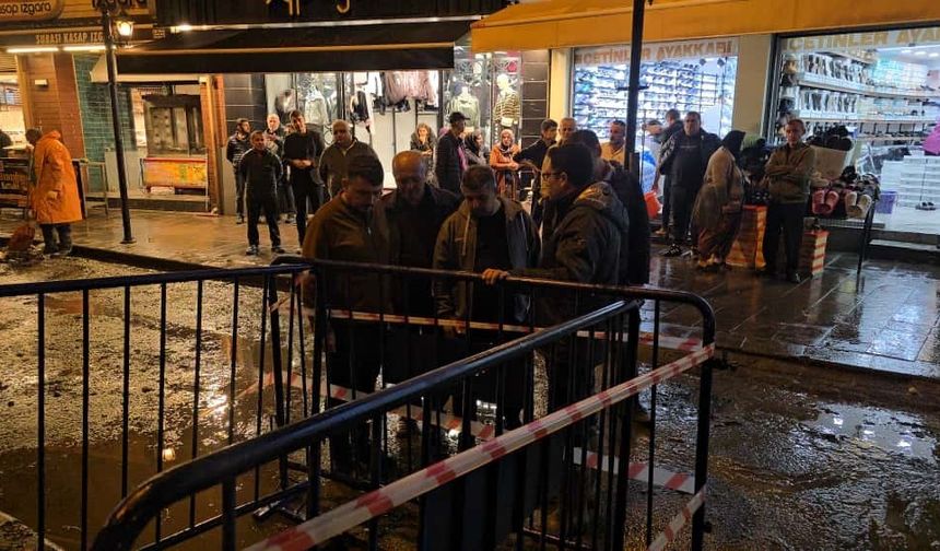 Karadeniz Ereğli’de yağış sonrası temizlik çalışmaları başladı