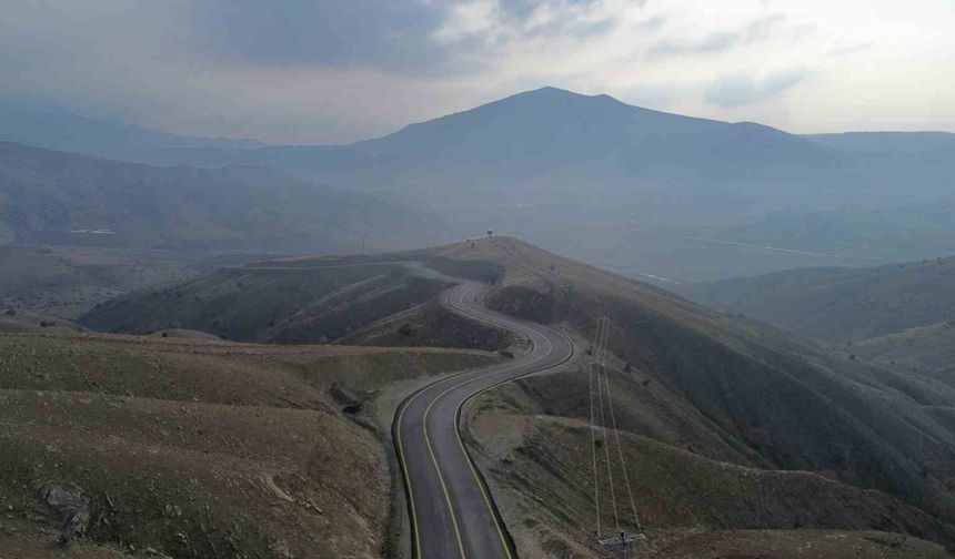 Şirvan'da 12 buçuk kilometre asfalt yol çalışması tamamlandı