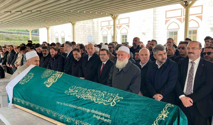 Erzurumspor Başkanı Ahmet Dal'ın annesi Zühal Dal son yolculuğuna uğurlandı