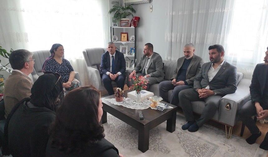 Veysel Şahin Bayındır'da ziyaretlerde bulundu