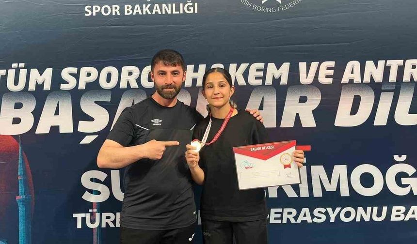 Bilecikli boksör Türkiye şampiyonu oldu