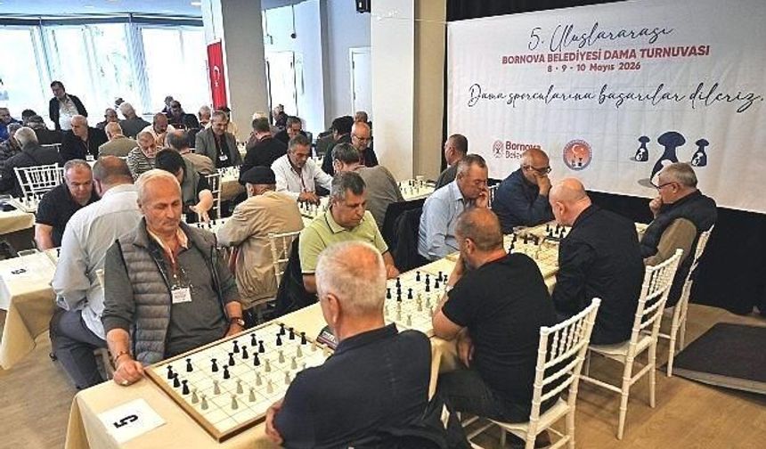 Bornova'da dama heyecanı: Muşlu Ahmet Tokmak üçüncü oldu
