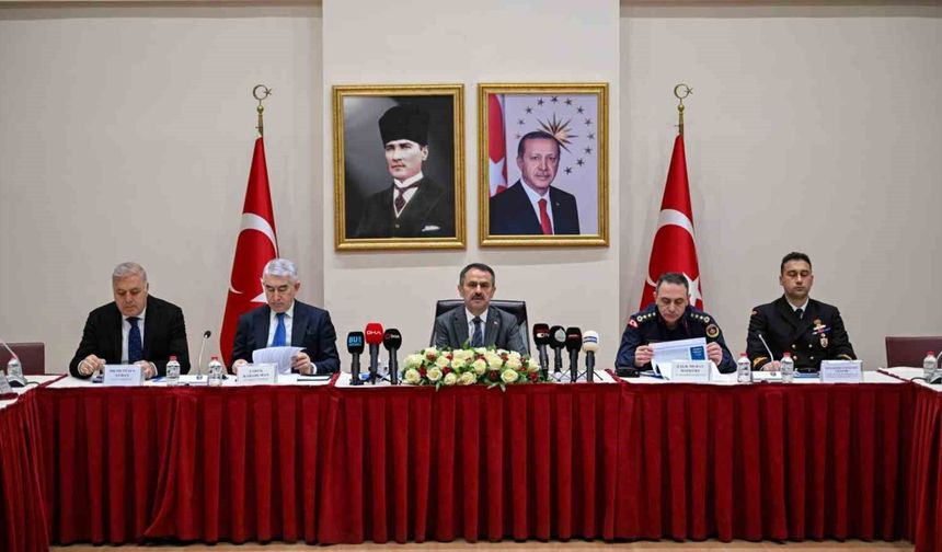 Kocaeli'de bir ayda 77 bin sürücüye trafik cezası kesildi