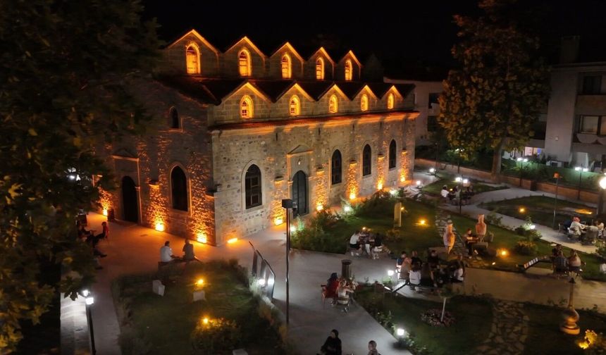 Türkiye'nin ilk koku müzesi Isparta'da 4 bin 500 yıllık parfüm formülü sergileniyor