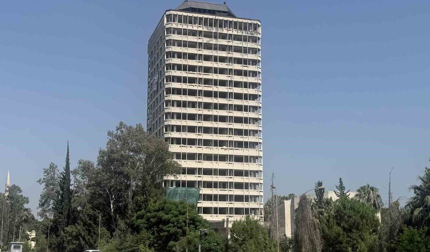Adana'da 16 katlı Çukobirlik hizmet binası 2 bin 700 dinamitle yıkılacak