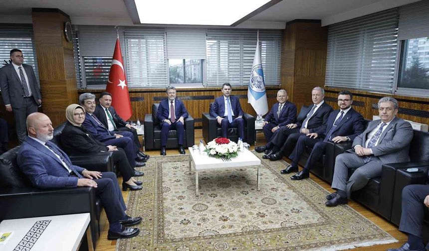 Bakan Kurum ve Yumaklı, Kayseri'nin vizyon projelerini inceledi
