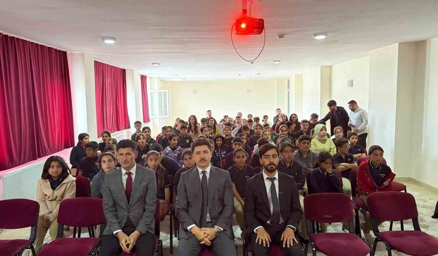 Digor'da ÇEDES yıl sonu coşkusu: Kaymakam Kahraman öğrencilerle buluştu