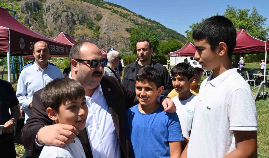 İnönü'de başkandan çocuklara tatil öncesi dev organizasyon