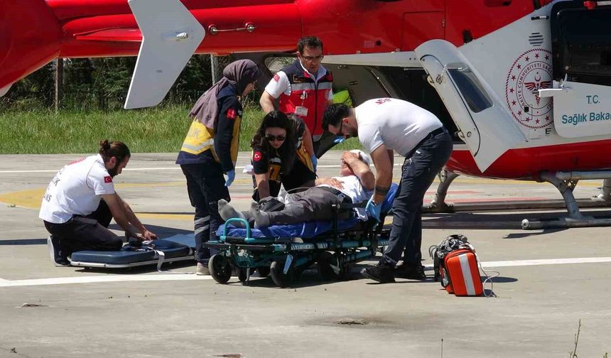Kalp krizinde zamana karşı yarış: Hasta, ambulans helikopterle Samsun'a sevk edildi