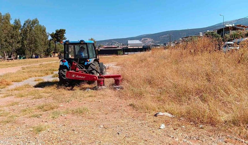 Didim Belediyesi kent genelindeki bakım çalışmalarını aralıksız sürdürüyor